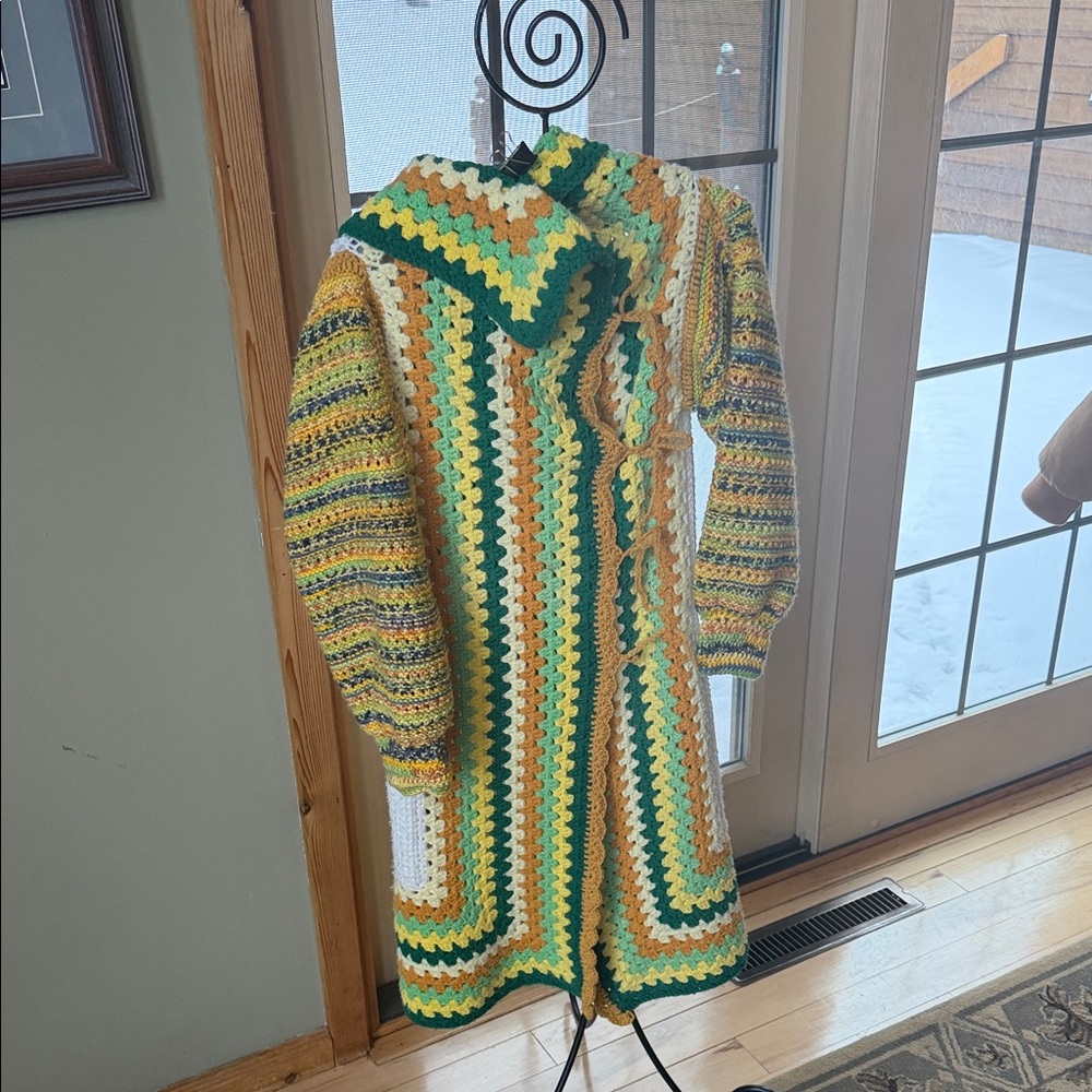 Upcycled Handmade Unique Colorful Crochet‎ Floral Back Sz M Long Cardigan
